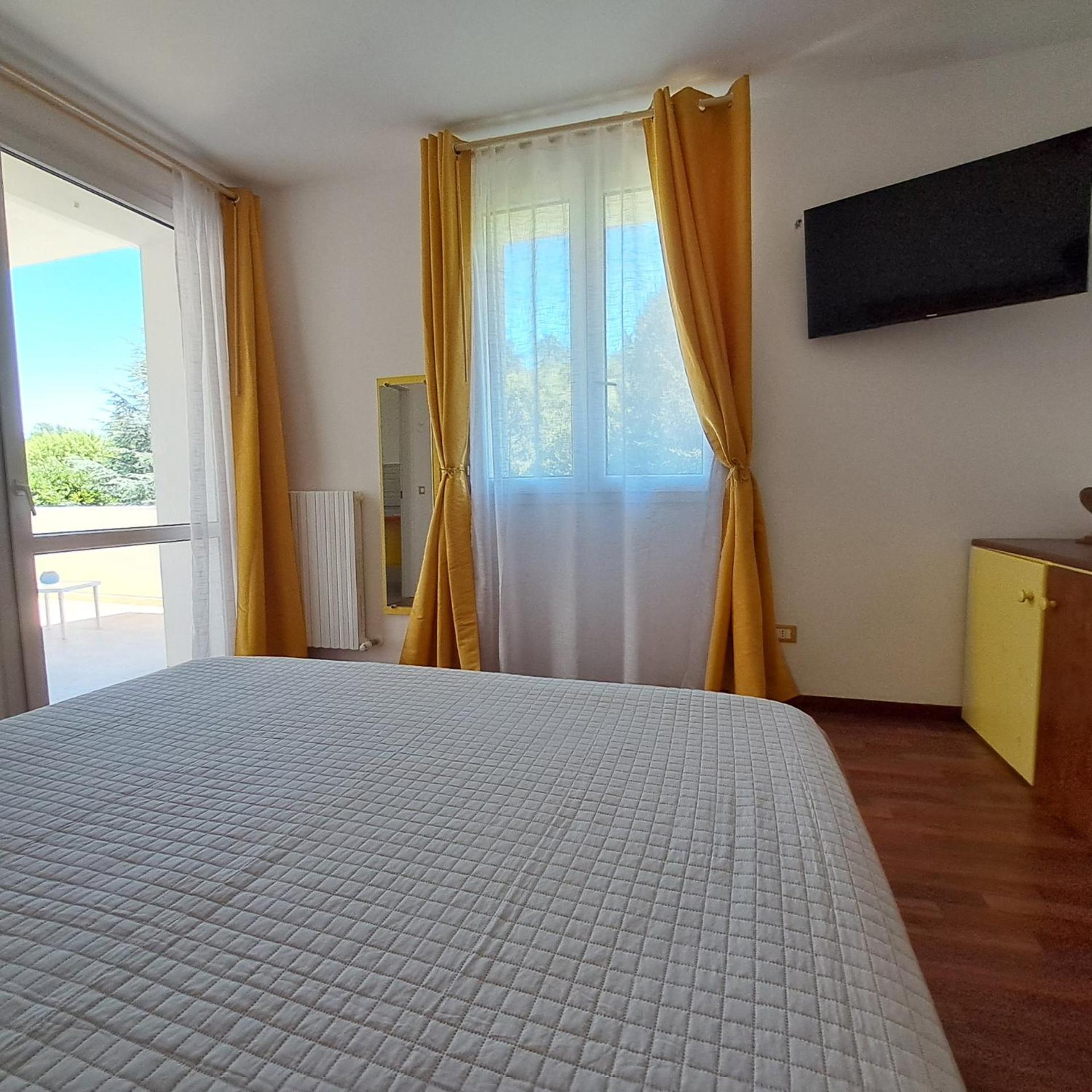 Bed and Breakfast Terrazzaponente Monte San Pietro Zewnętrze zdjęcie